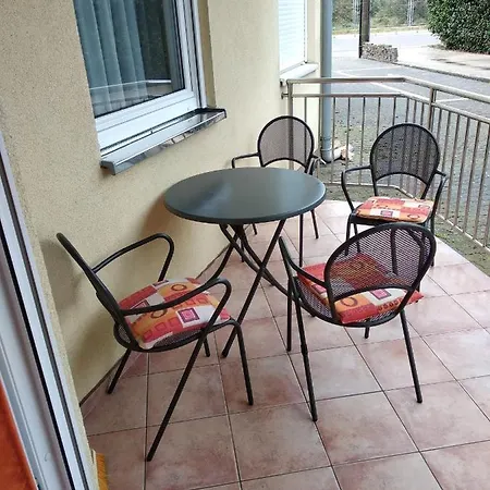 Apartman Suncanizaton Nin